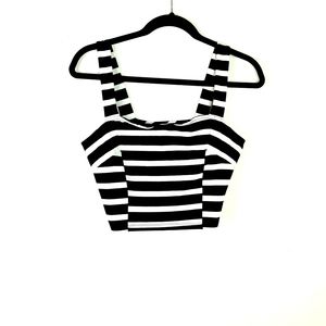 Express Black & White Medium Striped Crop Top